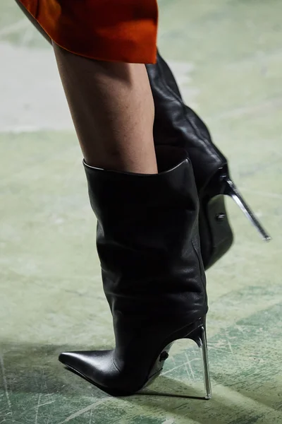 Look 106